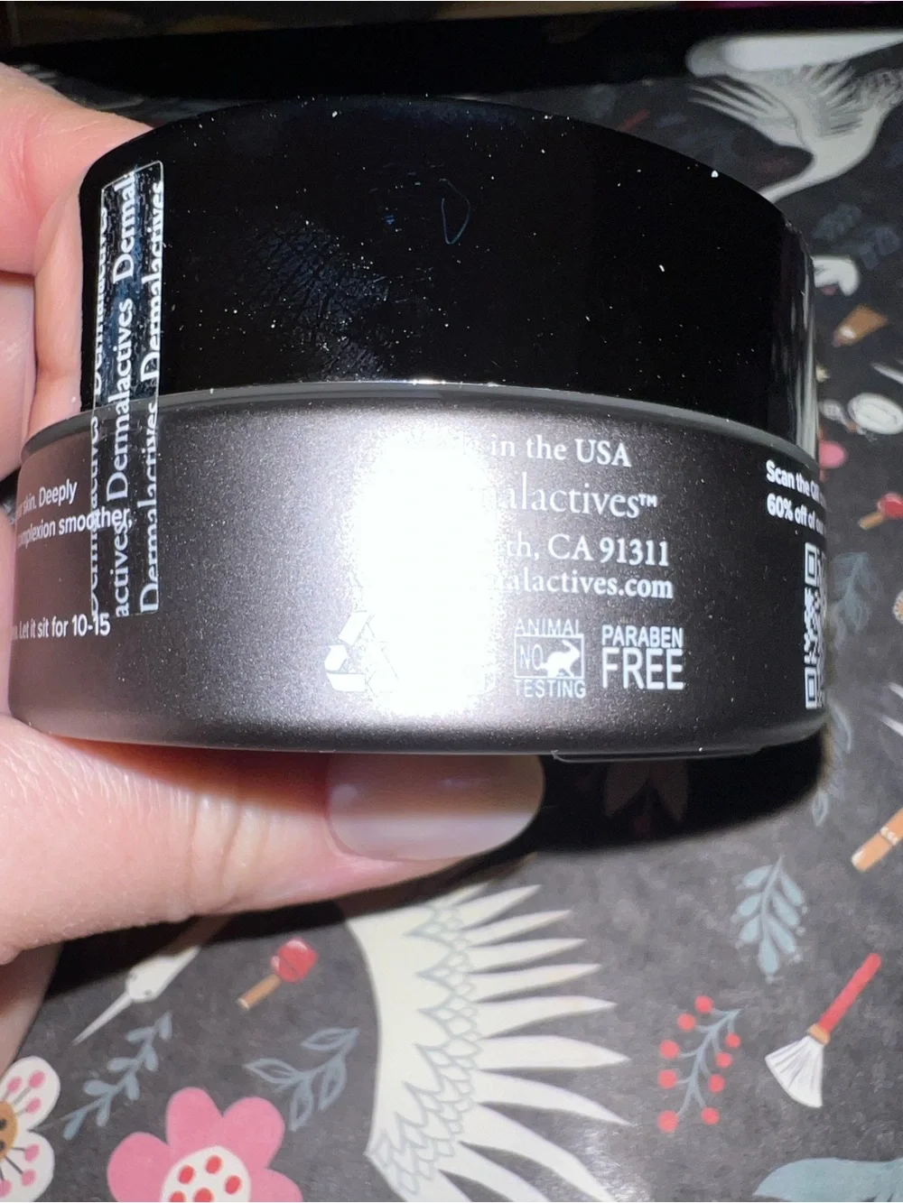 Dermalactives Resurfacing Honey & Charcoal Mask – Brown